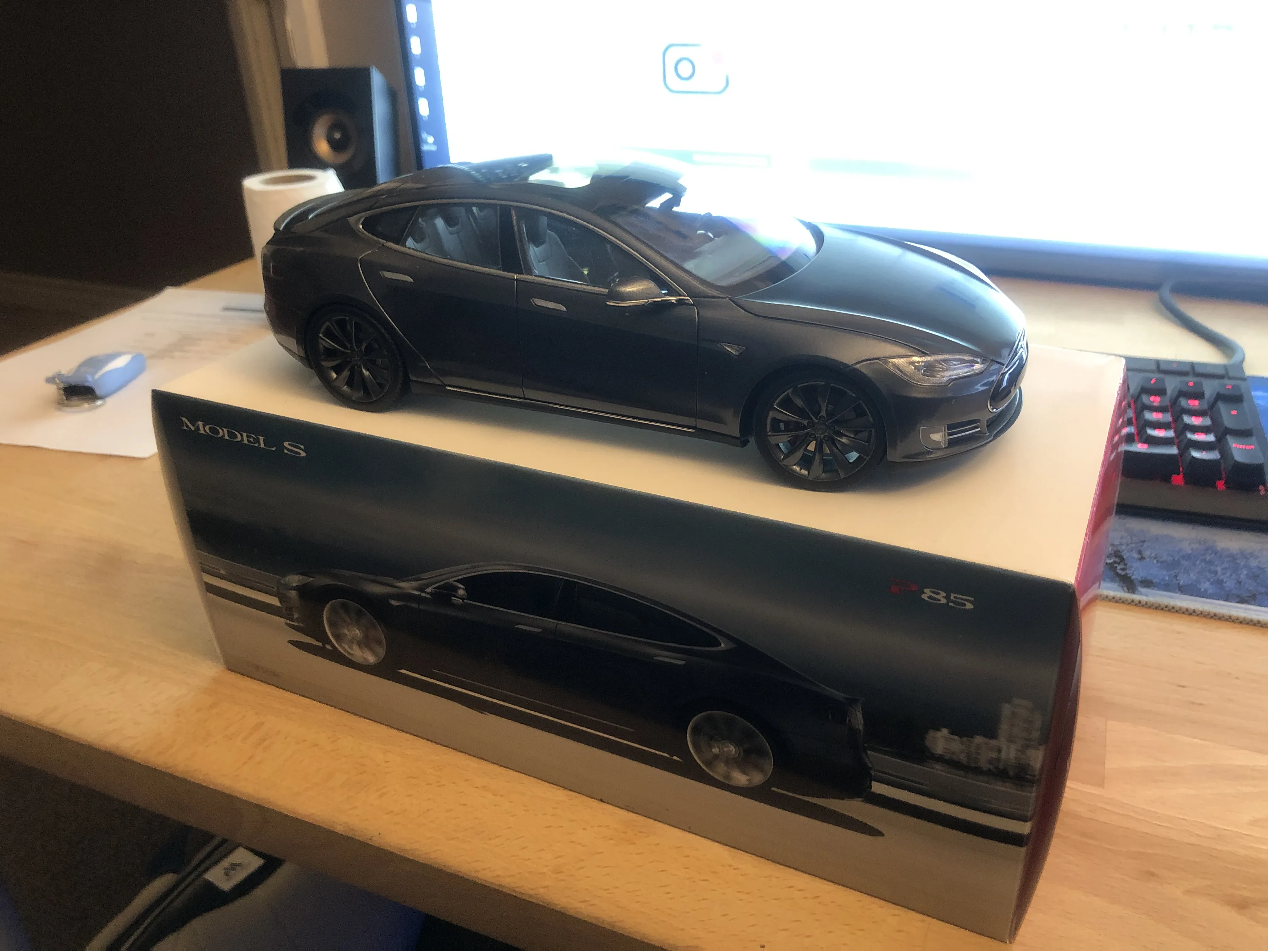 Tesla Model S P100D Red Diecast Closeup