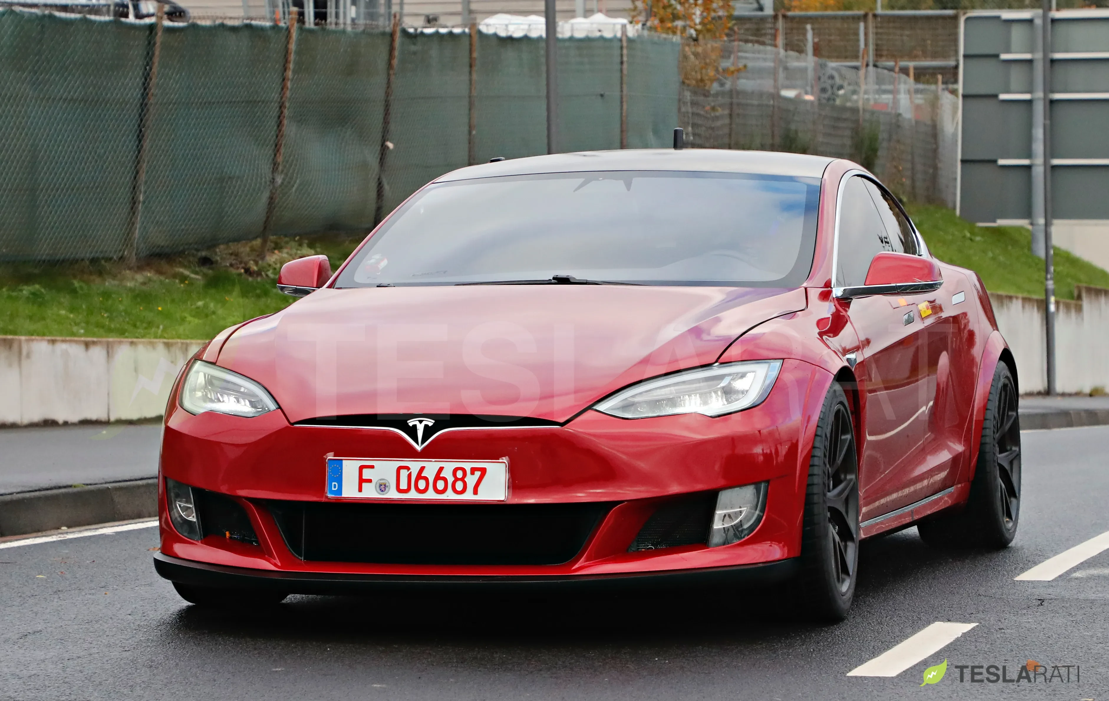 Tesla Model S P100D Red Diecast Overall