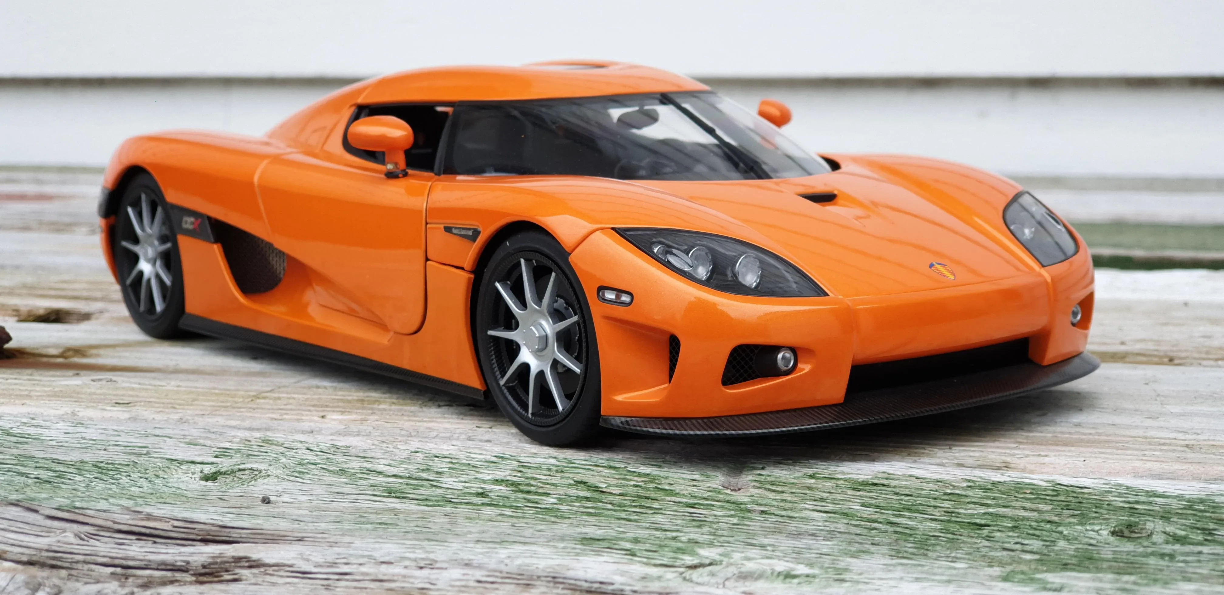 Koenigsegg CCX Diecast 118 Box