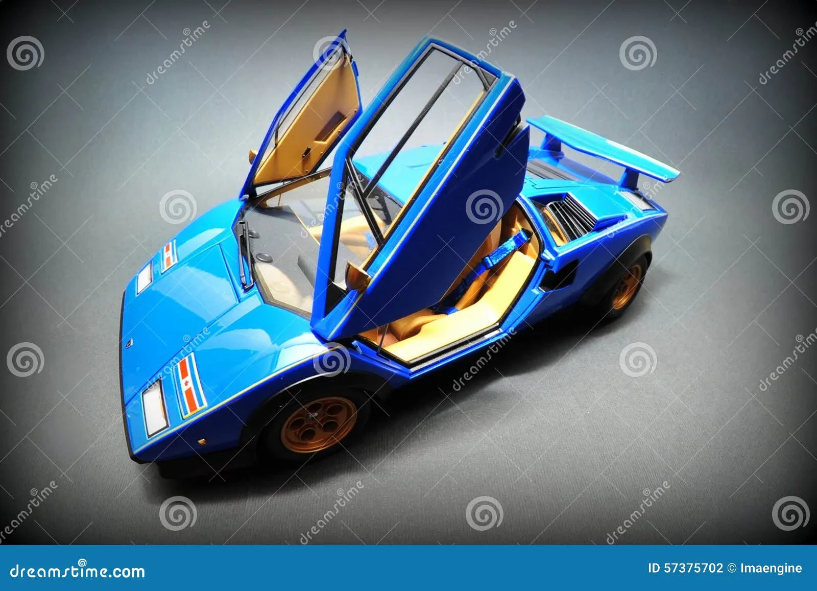 Lamborghini Countach Bburago Diecast Scissor Doors