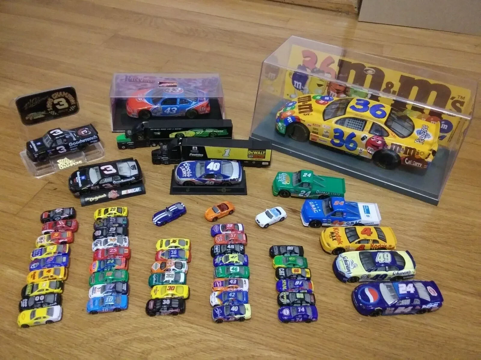 1:24 scale NASCAR diecast