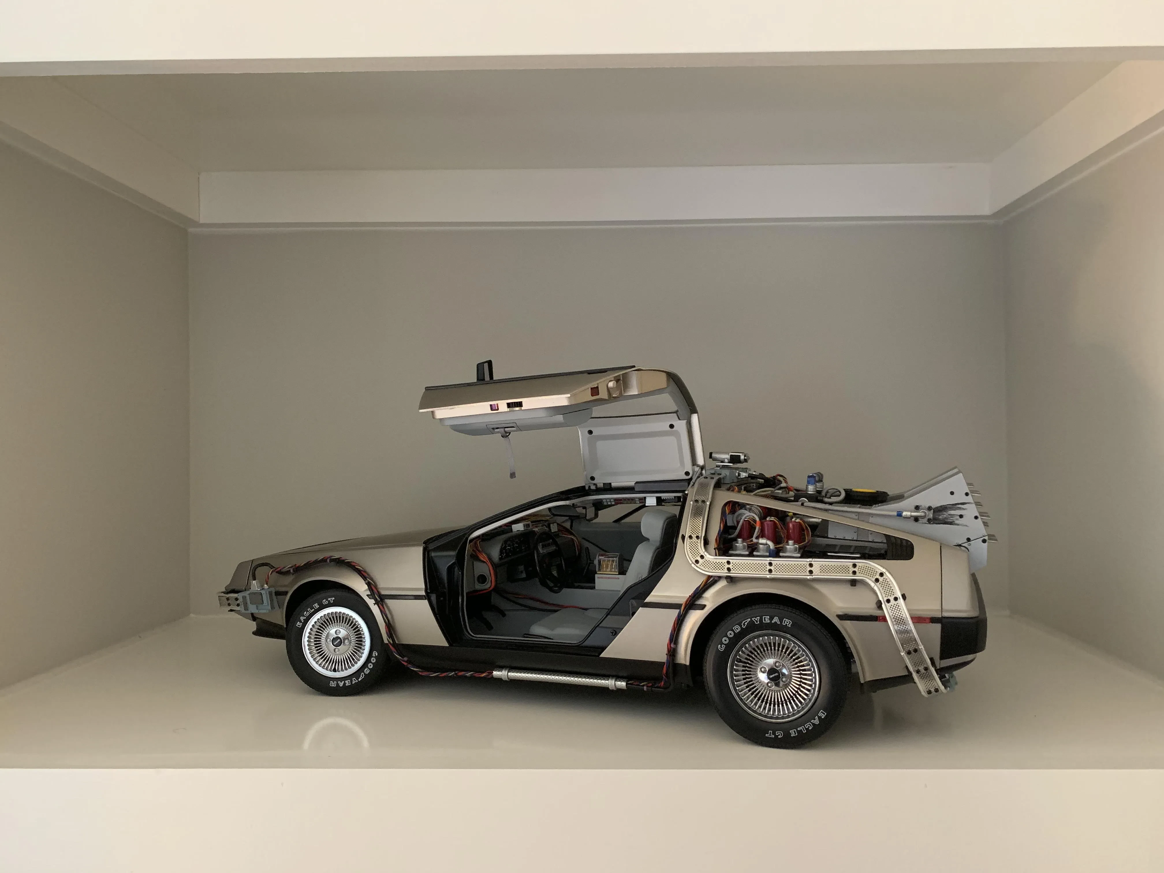 DeLorean Time Machine Diecast