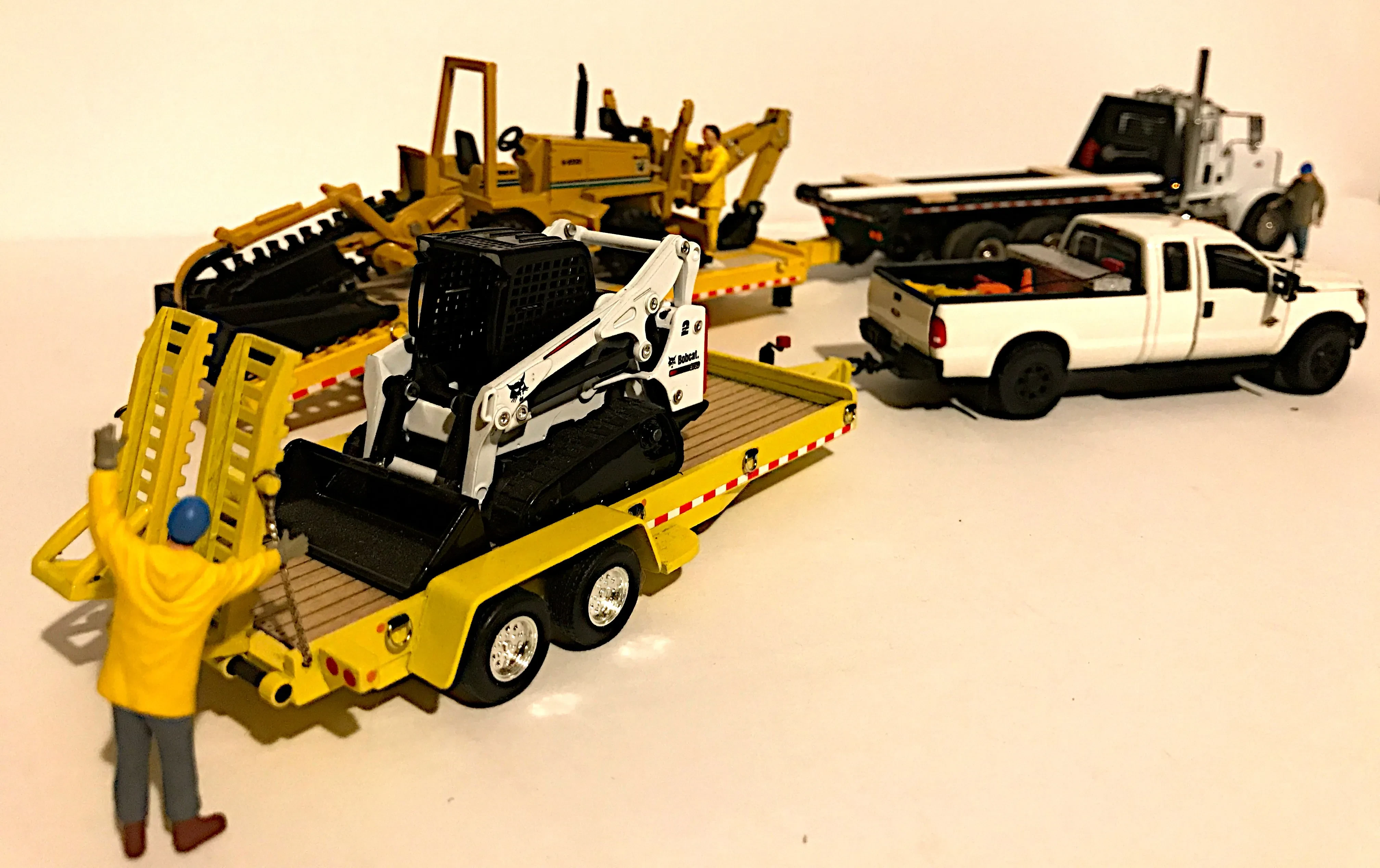 Diecast construction model front loader