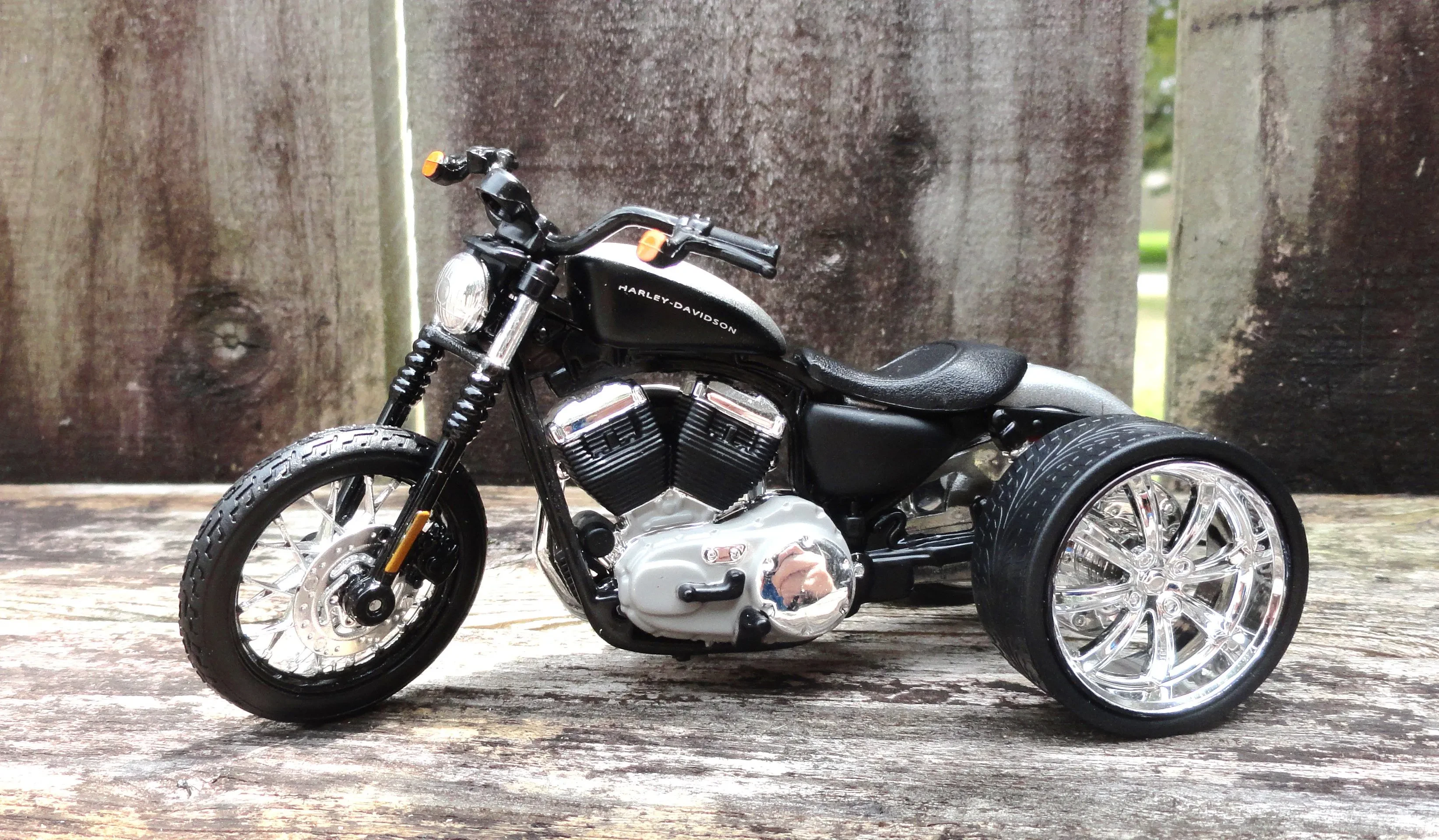 1/6 scale diecast motorcycle