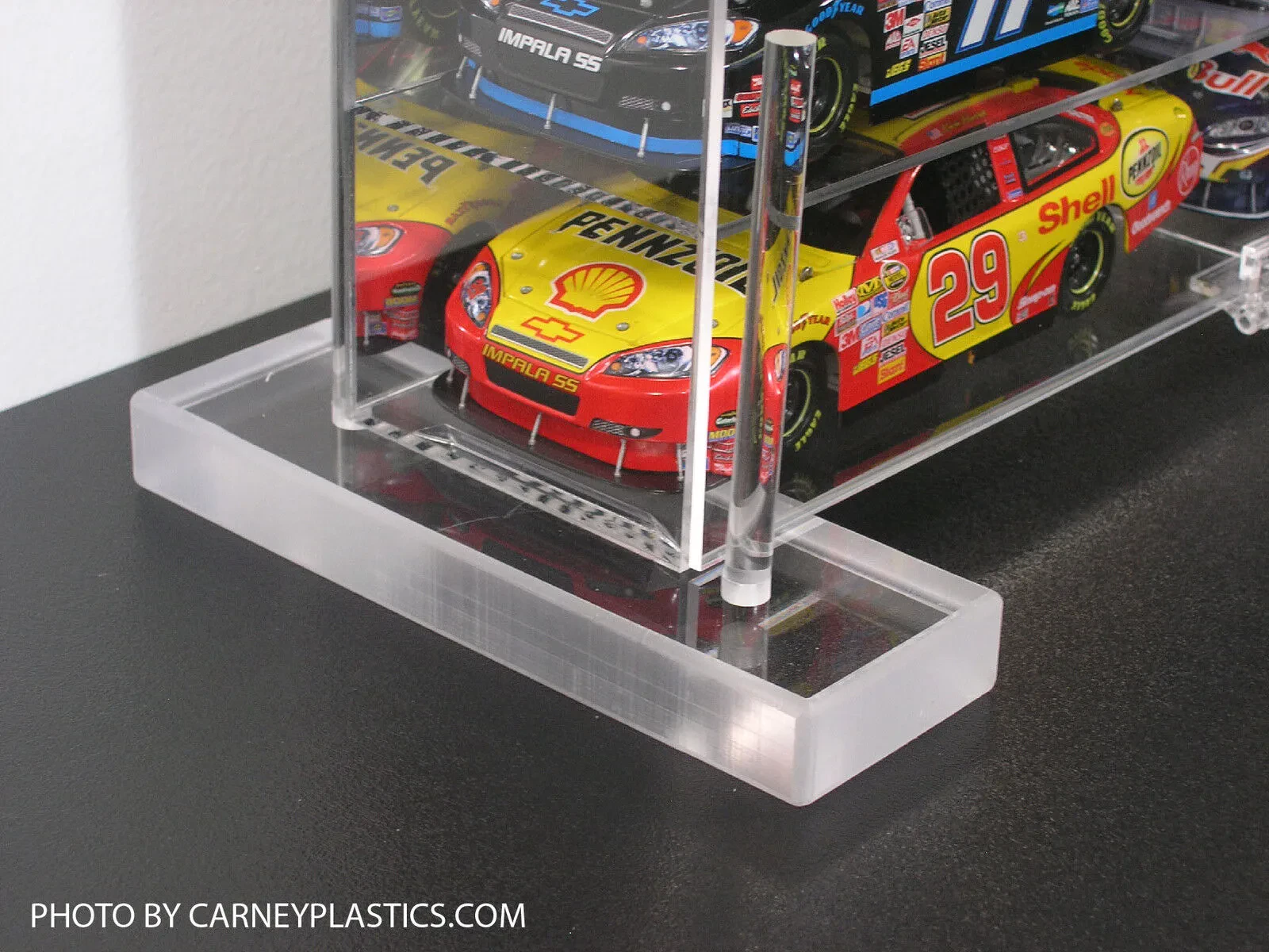 cardboard-diecast-display-case