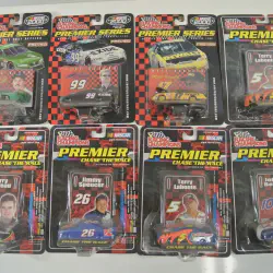 img/3700_lets-talk-about-those-awesome-racing-champions-diecast-cars.webp
